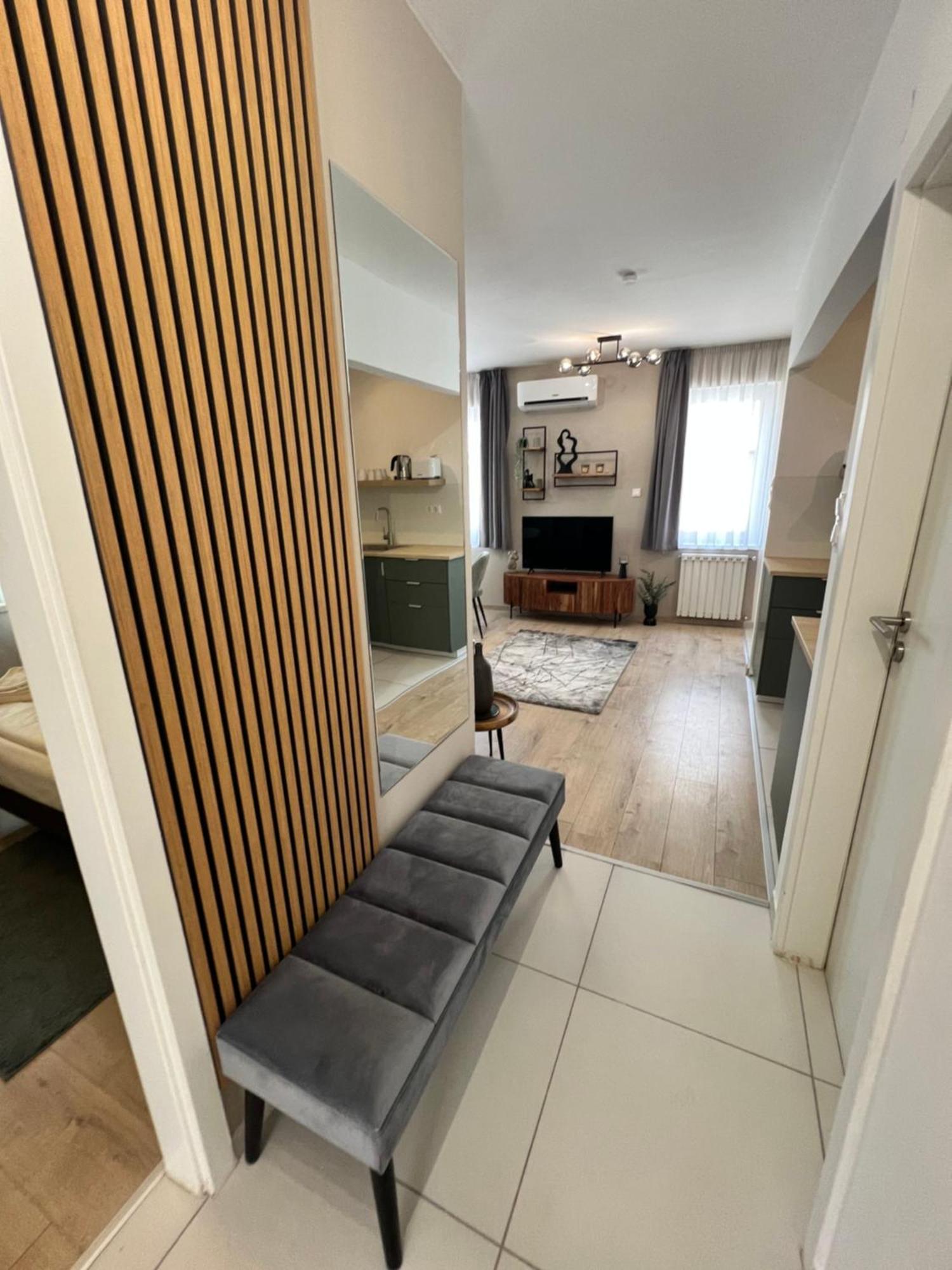 Maple Tree Budget Apartments Budapest Bilik gambar